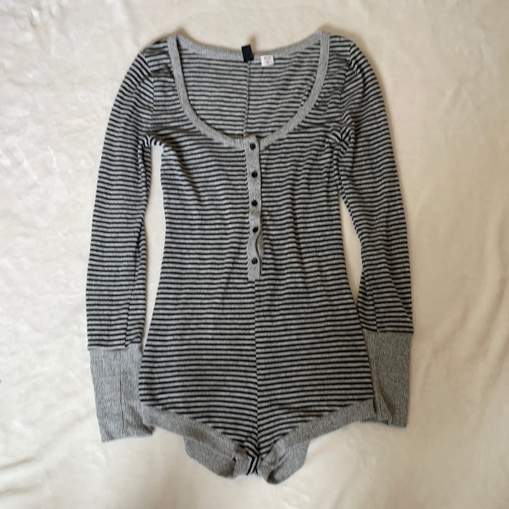 Bdg pajama romper